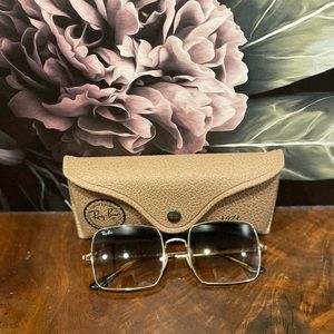 Ray-Ban Square 1971 Classic Sunglasses